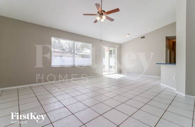 11805 Cliffwood Court Gallery 4