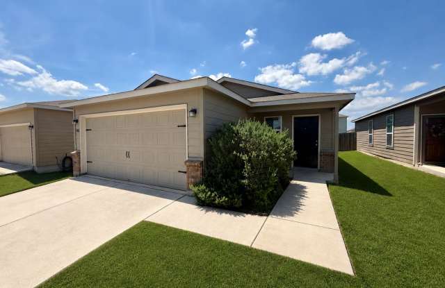 Beautiful 3 bedroom, 2.5 bathroom with an office in a prime New Braunfels location! photos photos