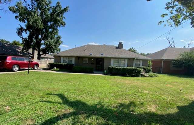 LARGE | 3 Bed | 2 Bath | Midtown Tulsa photos photos