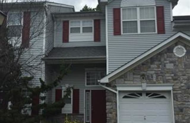 34 Catherine Court - 34 Catherine Court, Laurence Harbor, NJ 08879