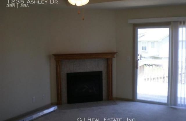 1235 Ashley Dr. Gallery 2