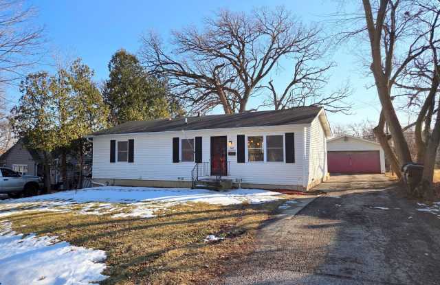 817 Tomahawk Trail photos photos