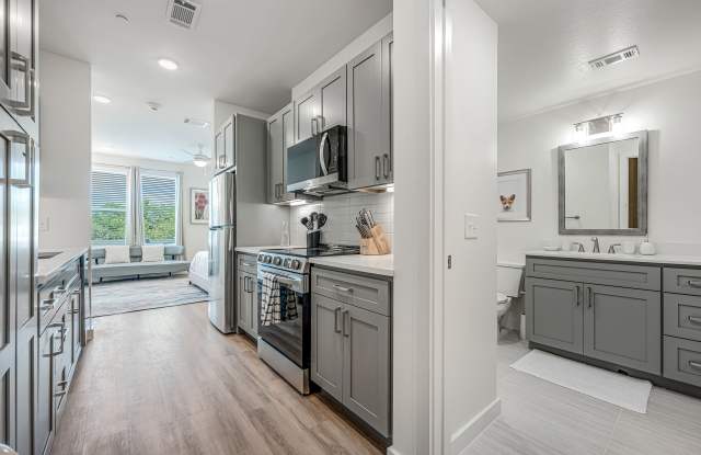East 9th Apartments Gallery 4