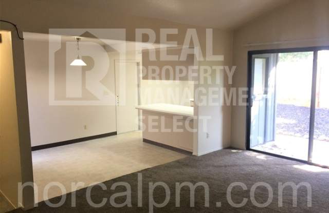 9282 Corinthian Circle Gallery 3