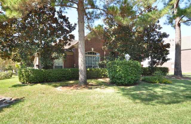 18703 Chestnut Crest Drive Gallery 3