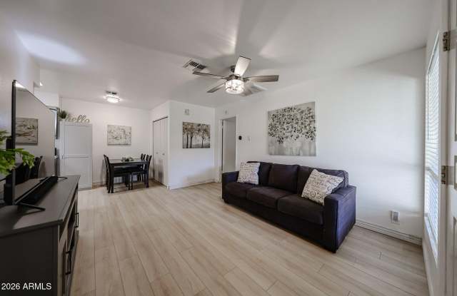 8131 N 107TH Avenue unit: 66 photos photos