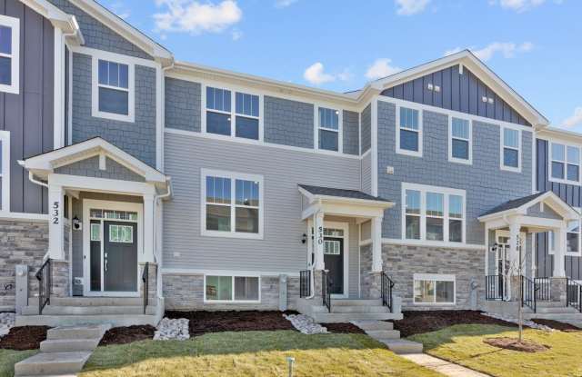 530 Wolverine Drive - 530 Wolverine Drive, Aurora, IL 60502 530 Wolverine Drive - 530 Wolverine Drive, Aurora, IL 60502