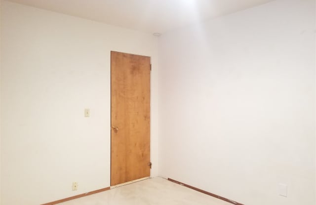 (OFFBOARDED) 1409 Hammond Lane Gallery 2