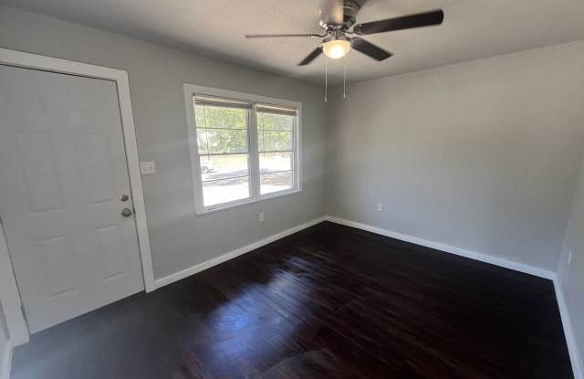 1  BED 1 BATH, Lawton 50% off first month rent Gallery 3