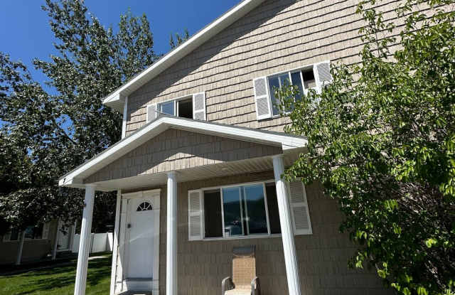 3 Bedroom Victor Townhouse - Furnished photos photos