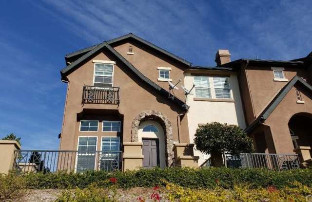 2118 Arnold Way - 2118 Arnold Way, Fullerton, CA 92833
