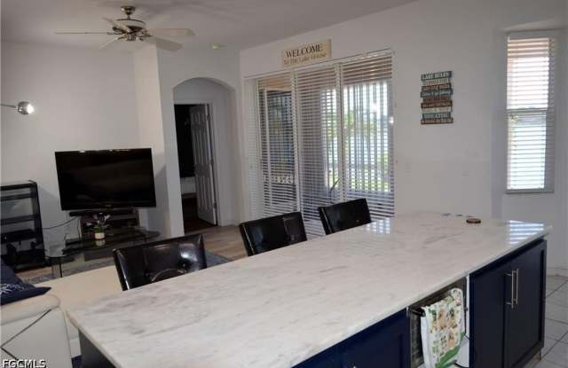 1702 Emerald Cove Drive Gallery 4