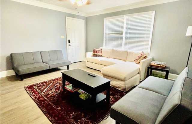 108 Barrington Drive Gallery 3