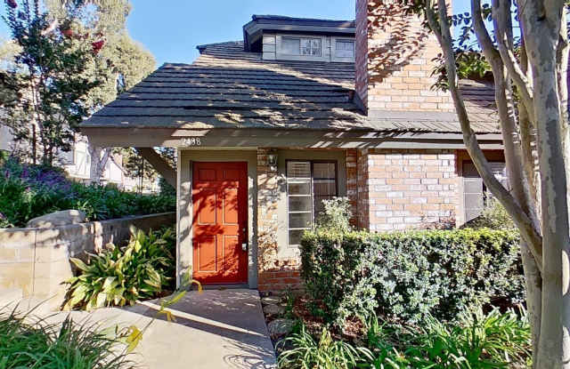 2438 Brittany Woods Ln: Charming 3 Bed 2.5 Bath in Costa Mesa! - 2438 Brittany Woods Lane, Costa Mesa, CA 92627