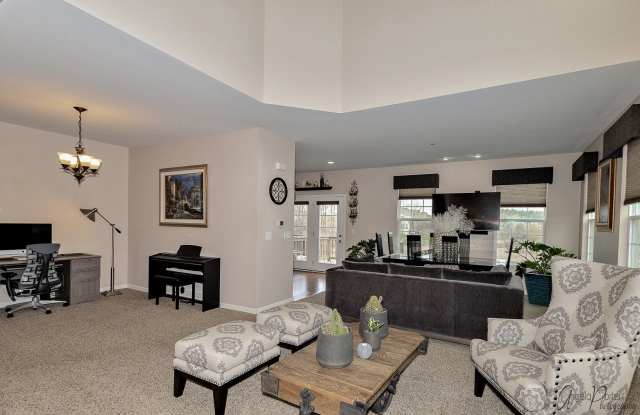9870 Williams Drive Gallery 3