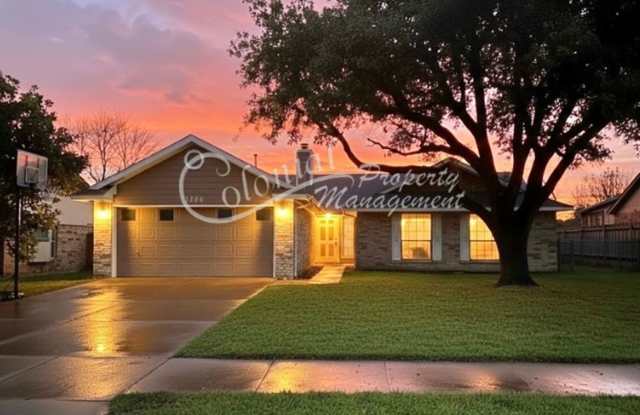 COMING SOON ! photos photos