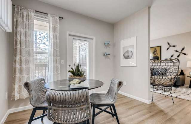 Parkfield Apartment Homes Gallery 3