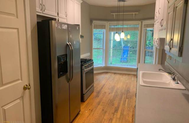 2355 Alden Woods Dr Gallery 4