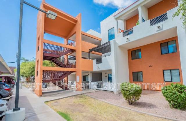 1005 E 8th St photos photos 1005 E 8th St photos photos