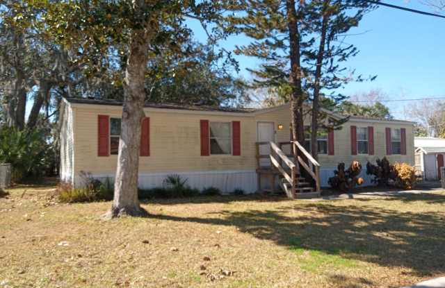 3 Bed 2 Bathroom Single Family photos photos