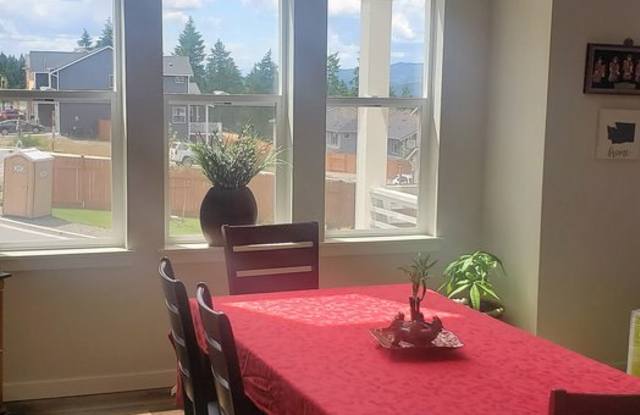 4 Bedroom Silverdale Home Gallery 4