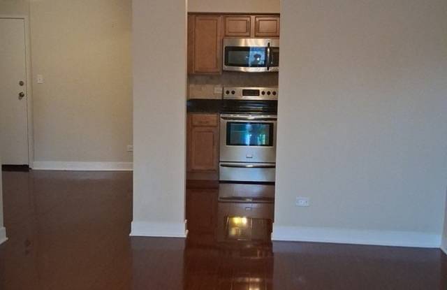 960 S River Road unit: 208 - 960 South River Road, Des Plaines, IL 60016