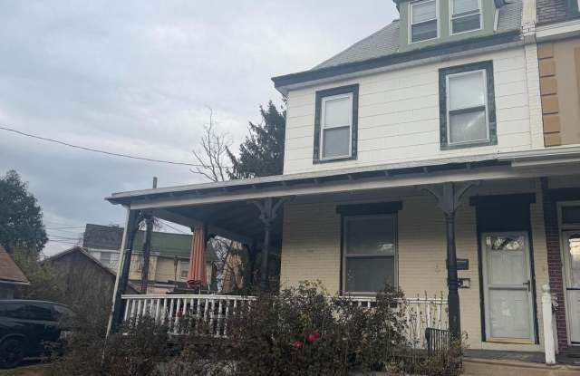 6 S CEDAR Lane - 6 South Cedar Lane, Delaware County, PA 19082