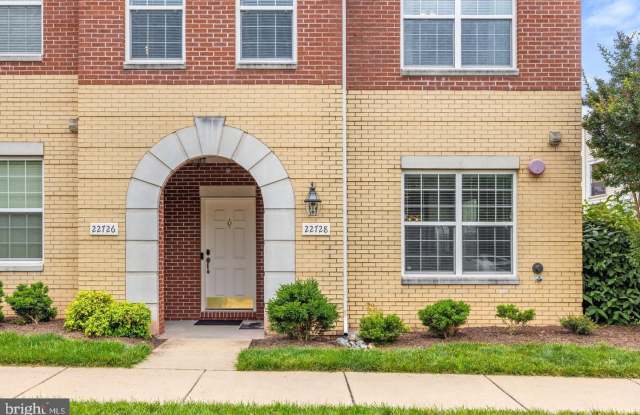 22728 FERNCREST TERRACE Gallery 3