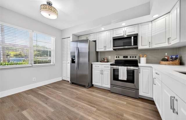 12701 SW 14th St photos photos