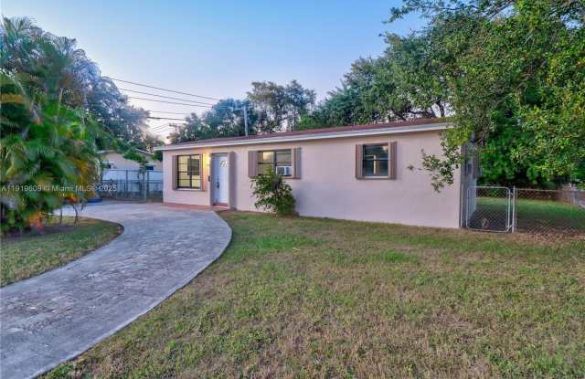 1291 NE 207th St photos photos