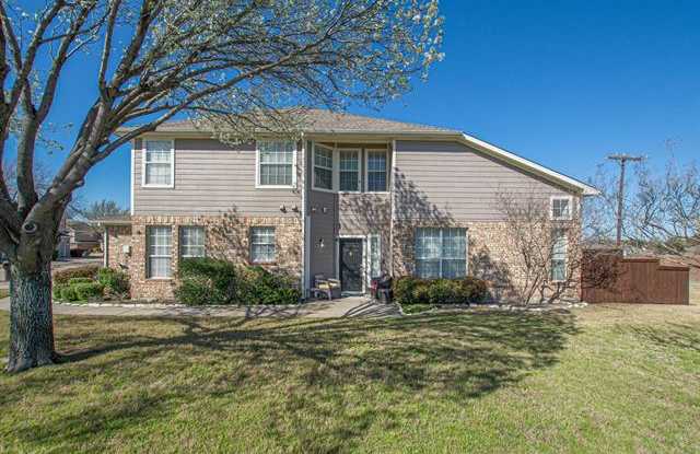 9816 Cambria Court Gallery 2