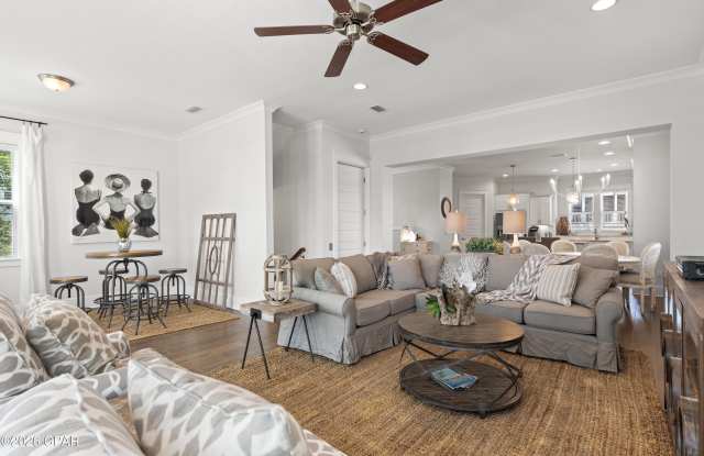 134 Grande Pointe Drive Gallery 4
