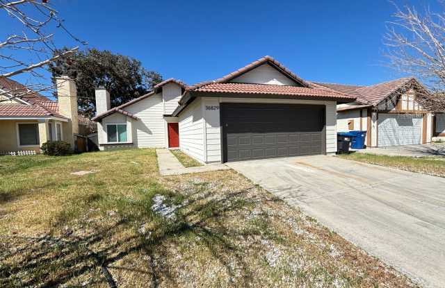 Single Story Palmdale Home photos photos