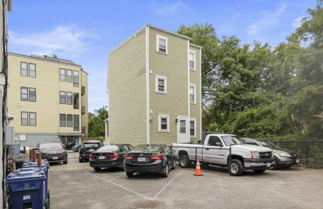 178 W 4th St photos photos