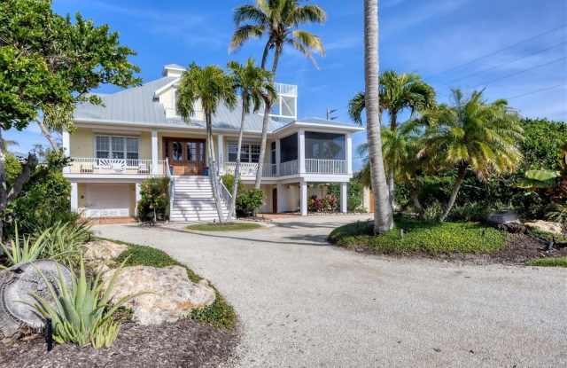2425 24TH Street W photos photos