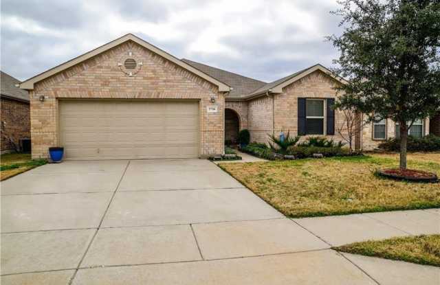 5716 Sapphire Pool Trail - 5716 Sapphire Pool Trail, Fort Worth, TX 76244
