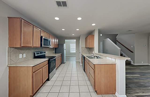 5615 STORM KING Gallery 4