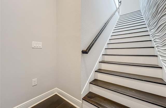 13450 GABOR Avenue Gallery 4