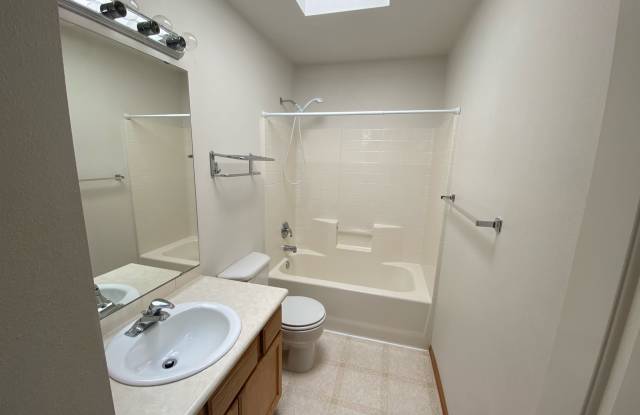 24022 231st Avenue South East Gallery 3