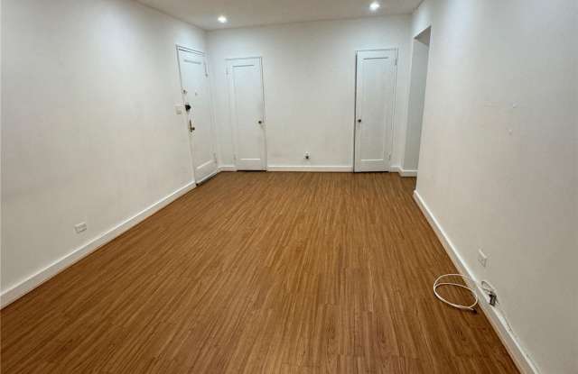 63-85 Woodhaven Boulevard Gallery 4