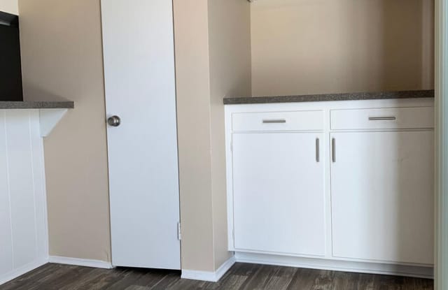 Pennsylvania Avenue Apartments Gallery 1