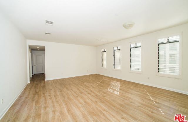 5625 Crescent Park photos photos