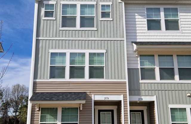 Brand New End-Unit Townhome | 3 BR/3.5BA | 1-Car Garage | Near Downtown Mooresville photos photos