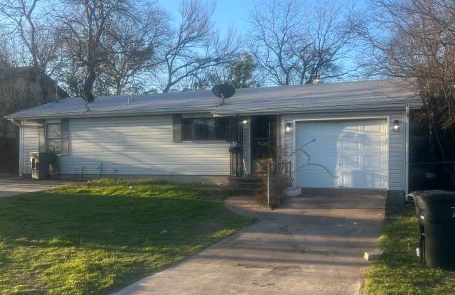 326 West Hallmark Avenue - 326 West Hallmark Avenue, Killeen, TX 76541