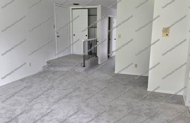Two Bed Two Bath Munster Condo Gallery 3