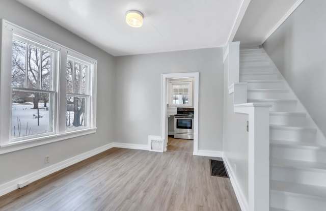 1918 Olive St Gallery 2