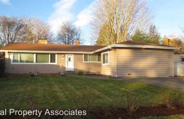1812 NW 201st St - 1812 Northwest 201st Street, Shoreline, WA 98177