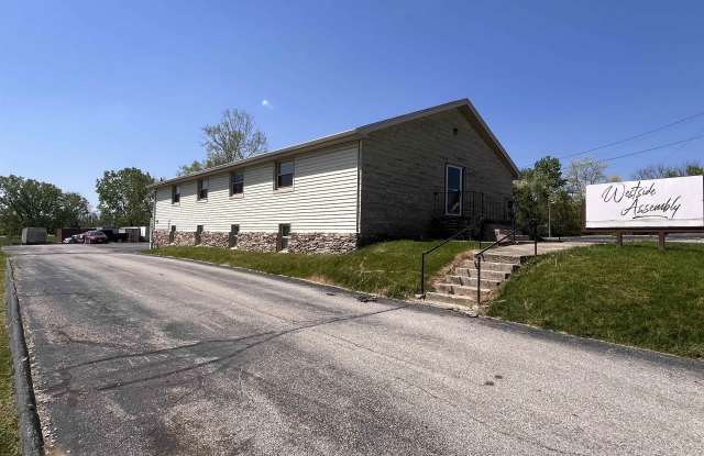 1409 W Kirkwood Avenue Gallery 4
