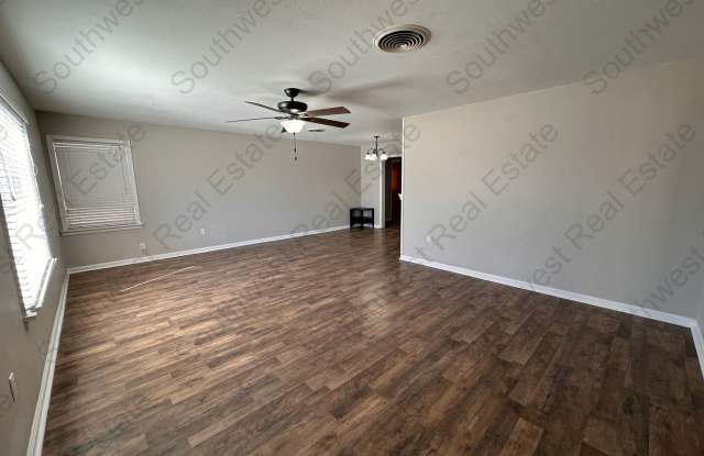 Beautiful 3 bedroom 1 bathroom house Gallery 4