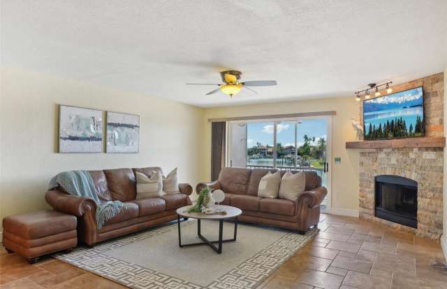 637 PINELLAS BAYWAY Gallery 4